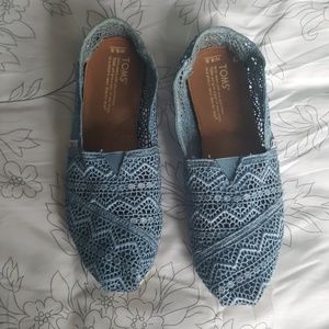 TOMS